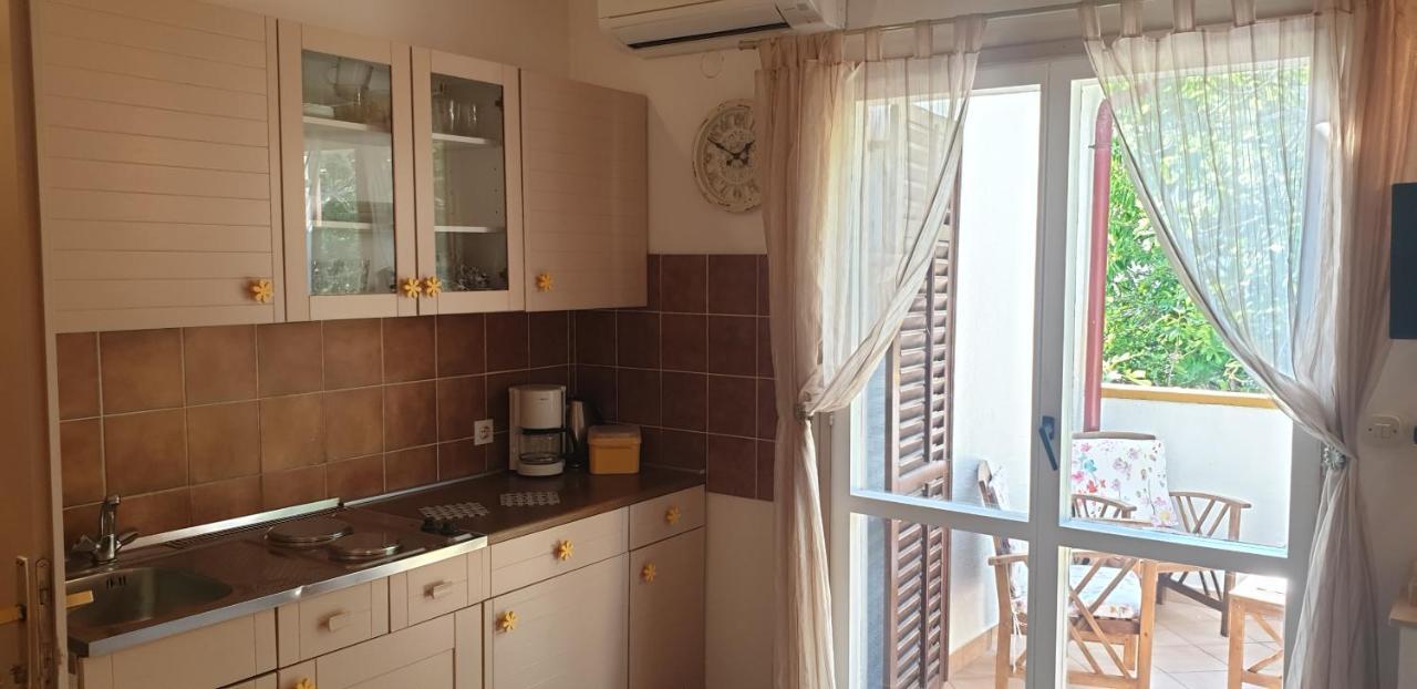 Apartment Tonci ราบ ภายนอก รูปภาพ